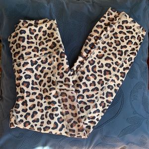 Worn once! Fabletics Powerhold S leopard Meru
